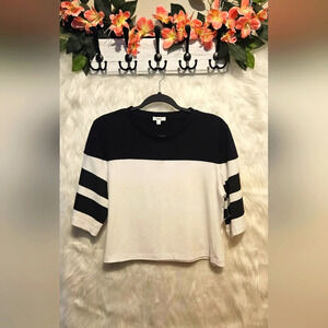 Ardene Love Cropped Varsity Tee